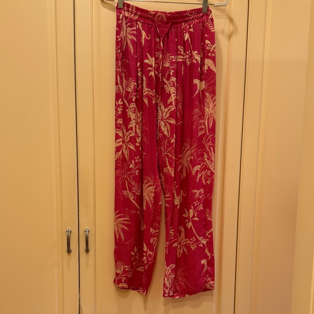 Olivaceous Red and pale
Yellow Floral Wide Leg Pants